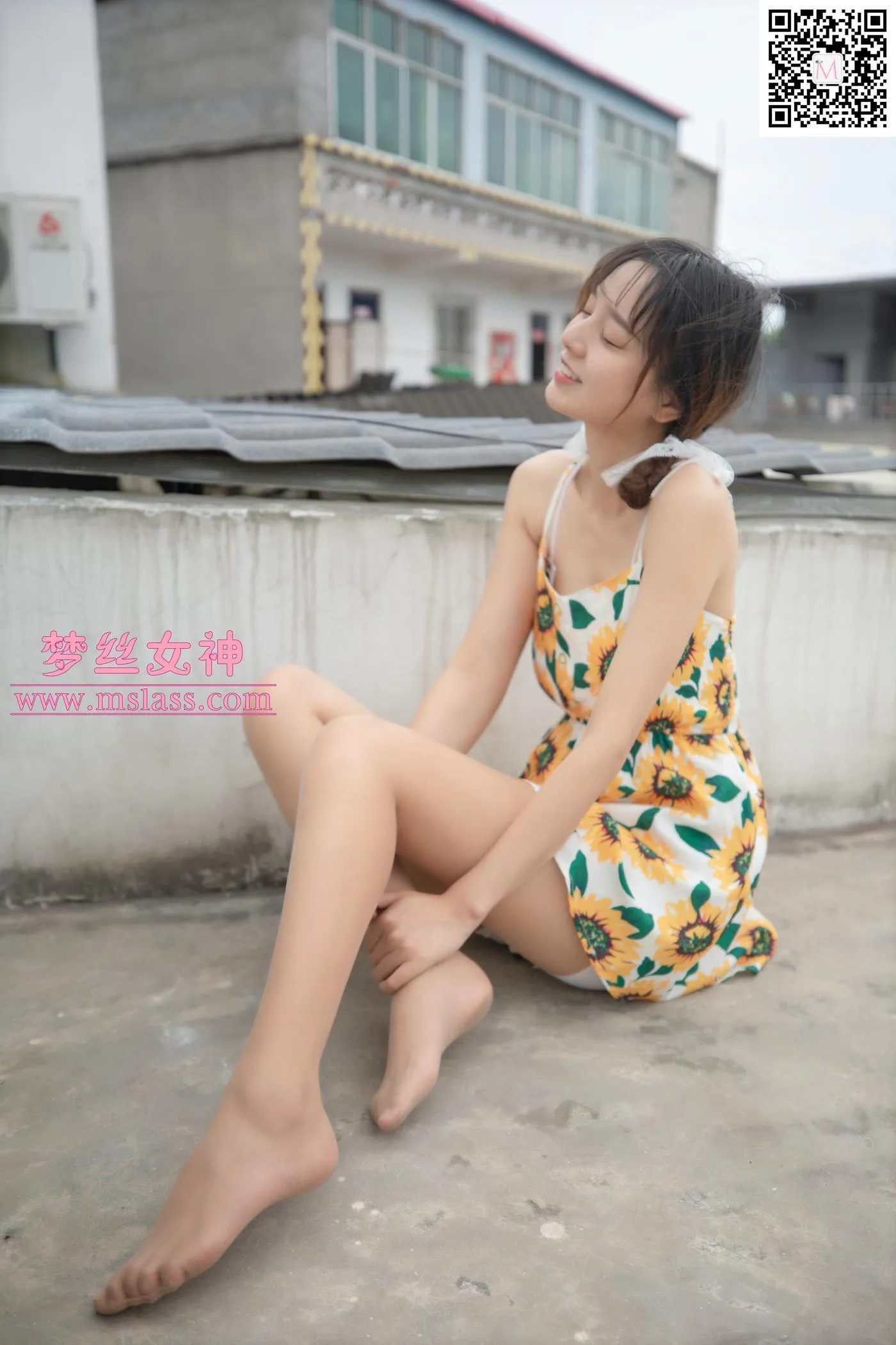 [MSLASS梦丝女神] 2020.09.14 NO.125 玥玥 村落 [55P]插图1